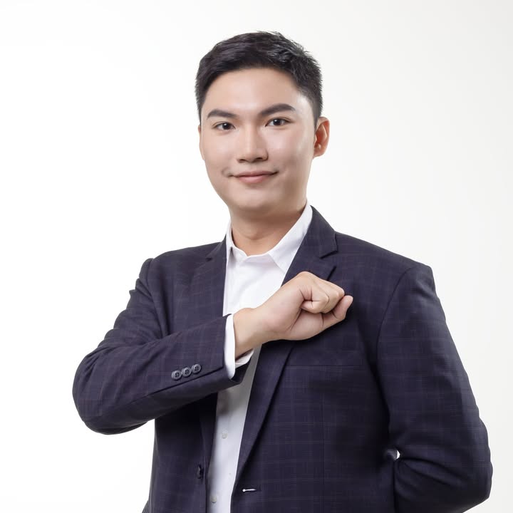 曾奕豪 大頭照