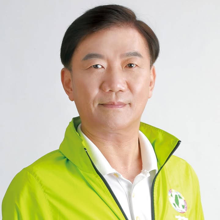 蔡昌達 大頭照