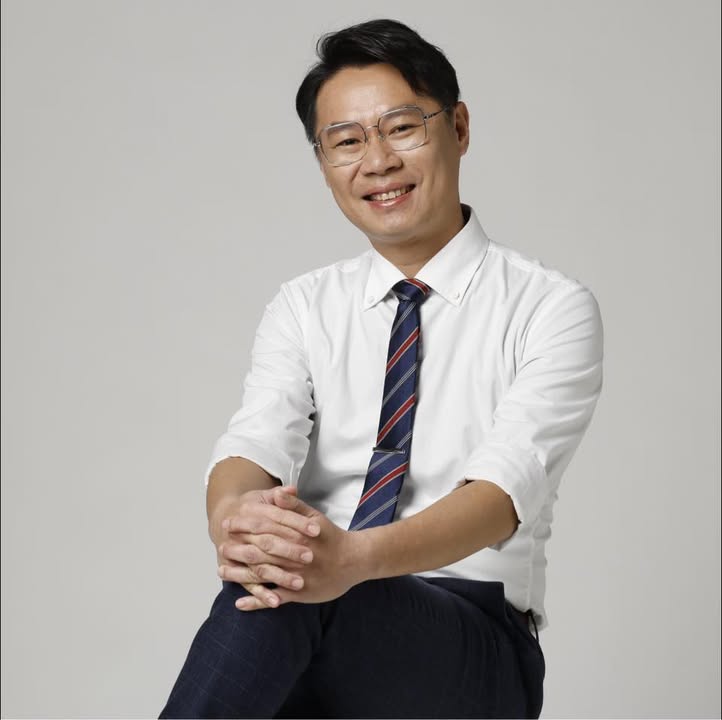 陳光軒 大頭照