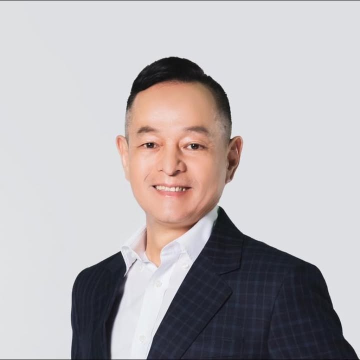 李余典 大頭照