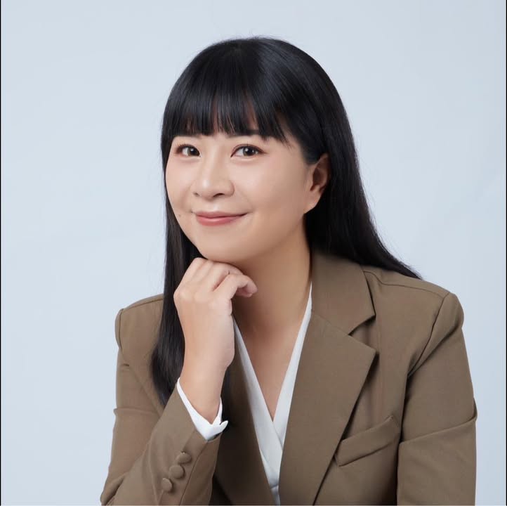 薛呈懿 大頭照